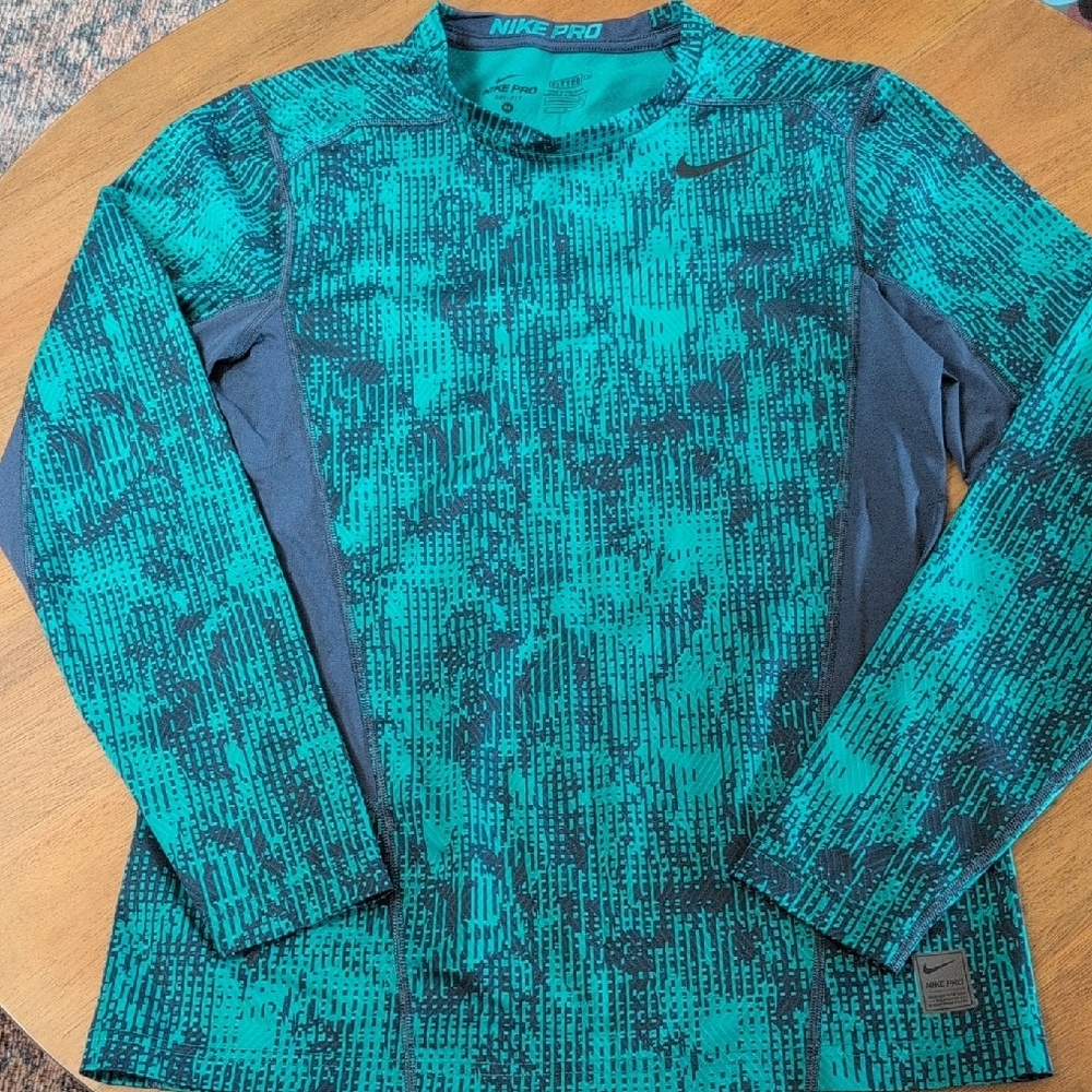 NWOT- Nike Pro Teal and Black Patterned Long Sleeve Shirt